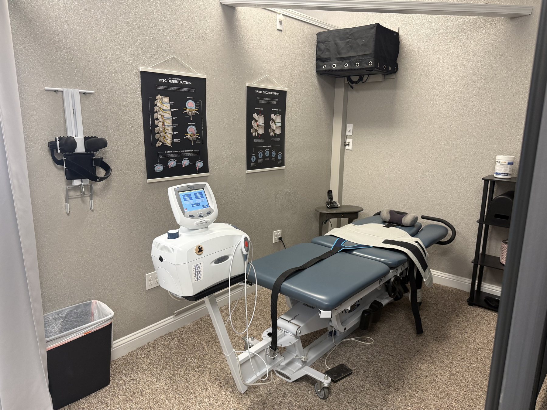 Non-surgical spinal decompression table at Back Pain Relief Chiropractic